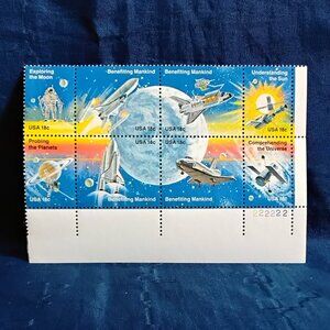 Uncirculated USA 1981 Space Achievement:... Block of Eight 18 Cent Stamps!!